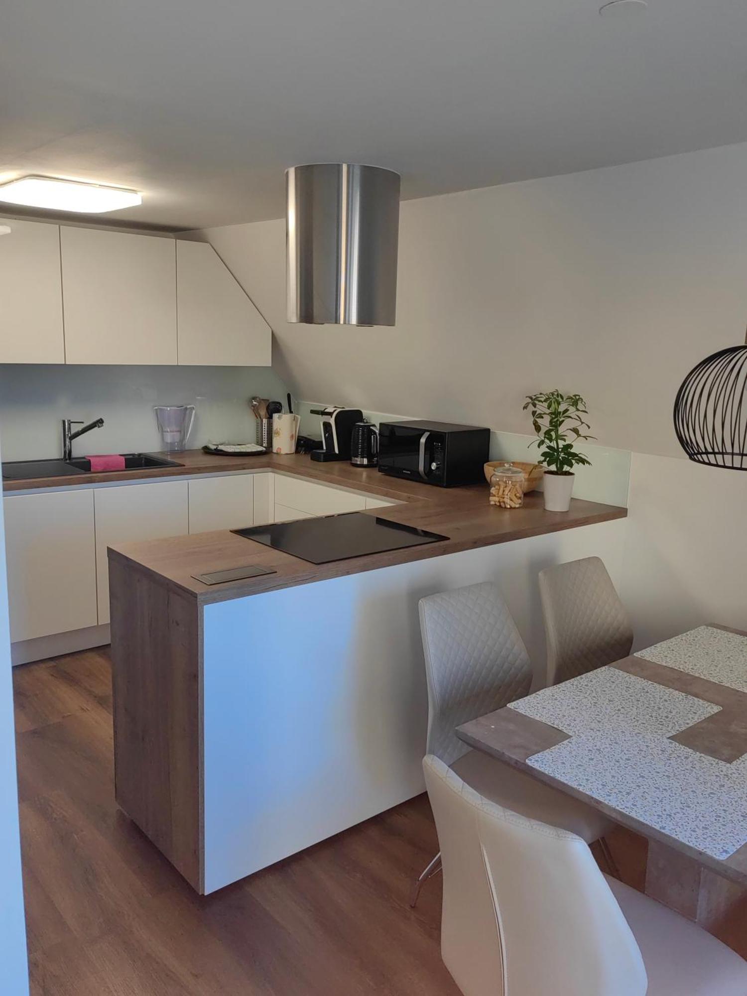 Sana Apartment Postojna Bagian luar foto